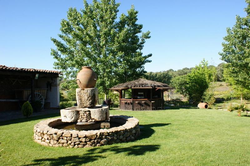 Hôtel Complejo Rural El Prado à Logrosán Extérieur photo